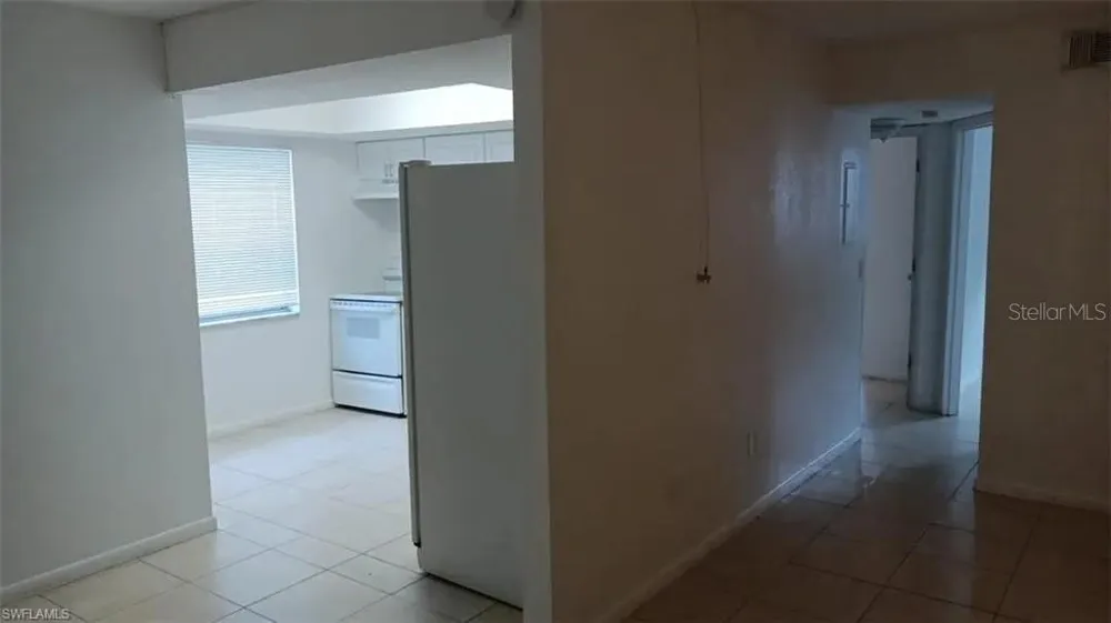2524 CONGRESS STREET ##4 Fort Myers, FL 33901