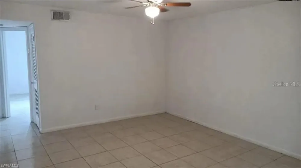 2524 CONGRESS STREET ##4 Fort Myers, FL 33901
