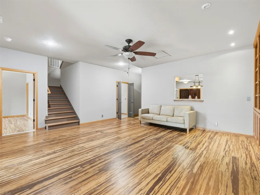 1252 Merlot New Braunfels, TX 78132