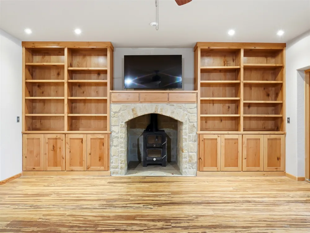 1252 Merlot New Braunfels, TX 78132