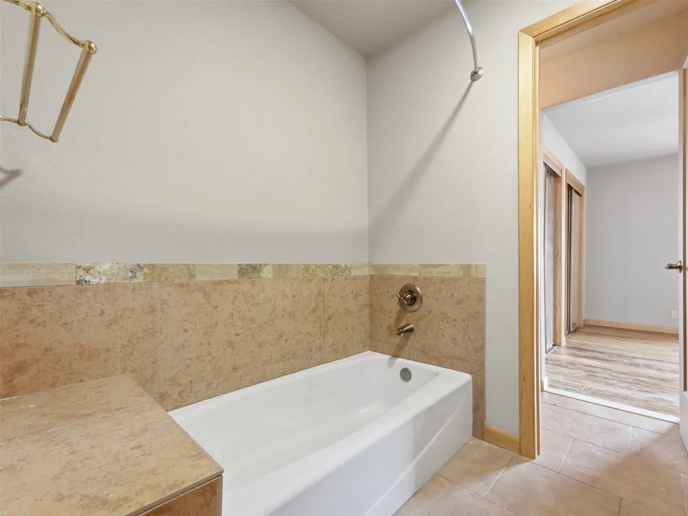 1252 Merlot New Braunfels, TX 78132