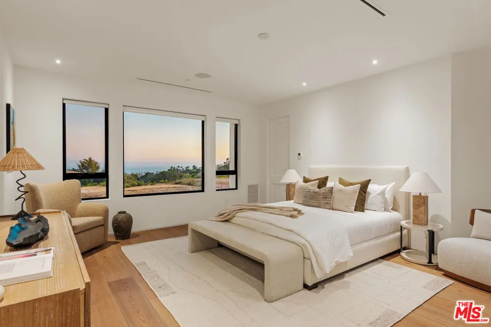 16150 Northfield Street Pacific Palisades, CA 90272