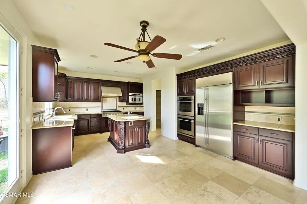 1514 Warm Springs Avenue Thousand Oaks, CA 91320