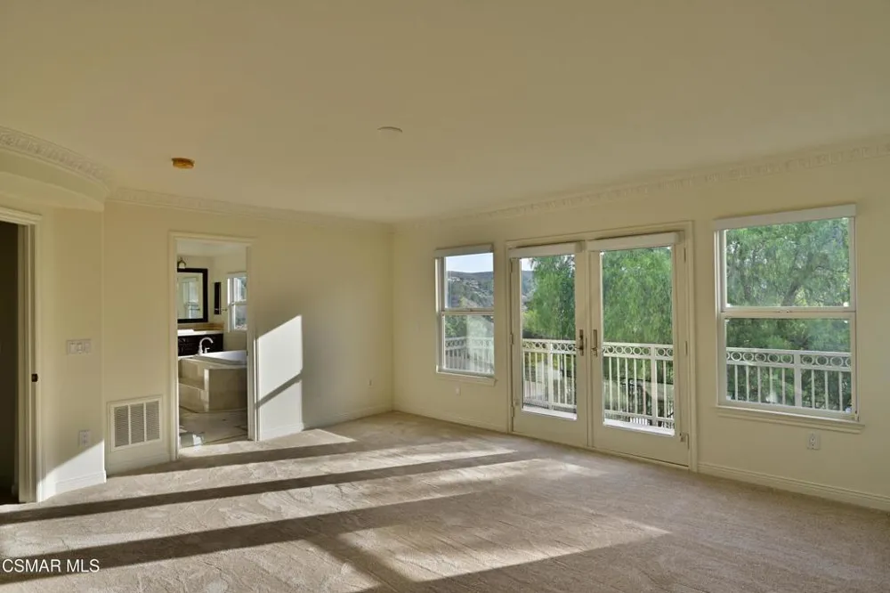 1514 Warm Springs Avenue Thousand Oaks, CA 91320