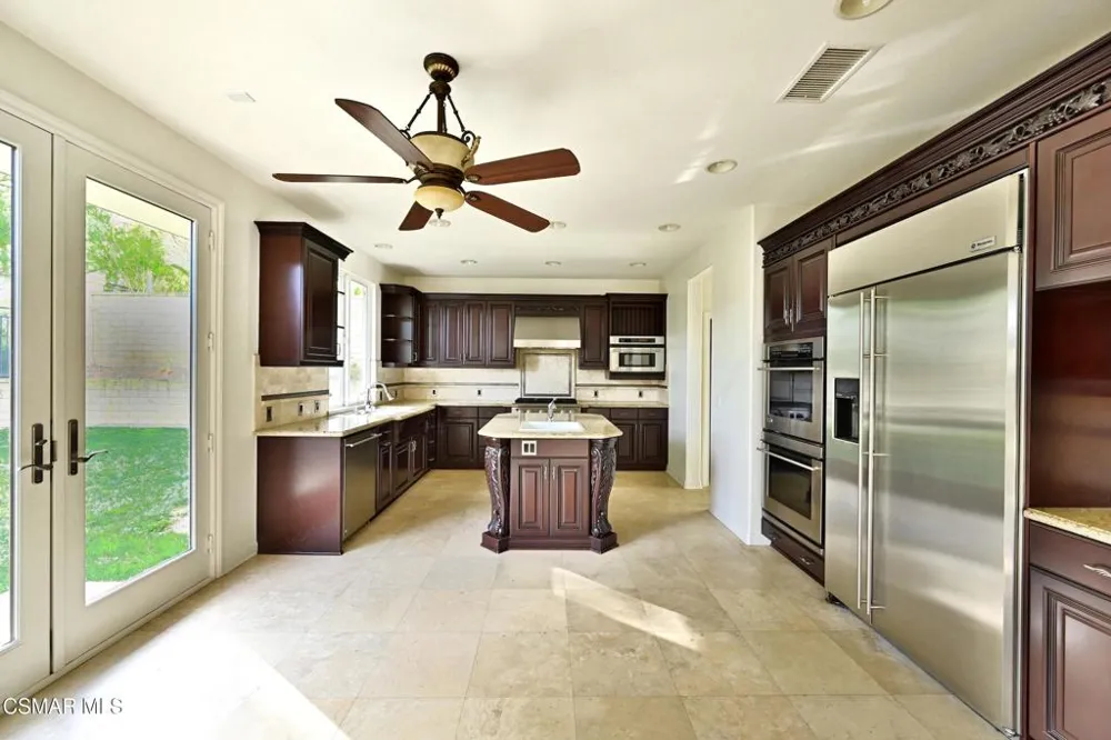 1514 Warm Springs Avenue Thousand Oaks, CA 91320