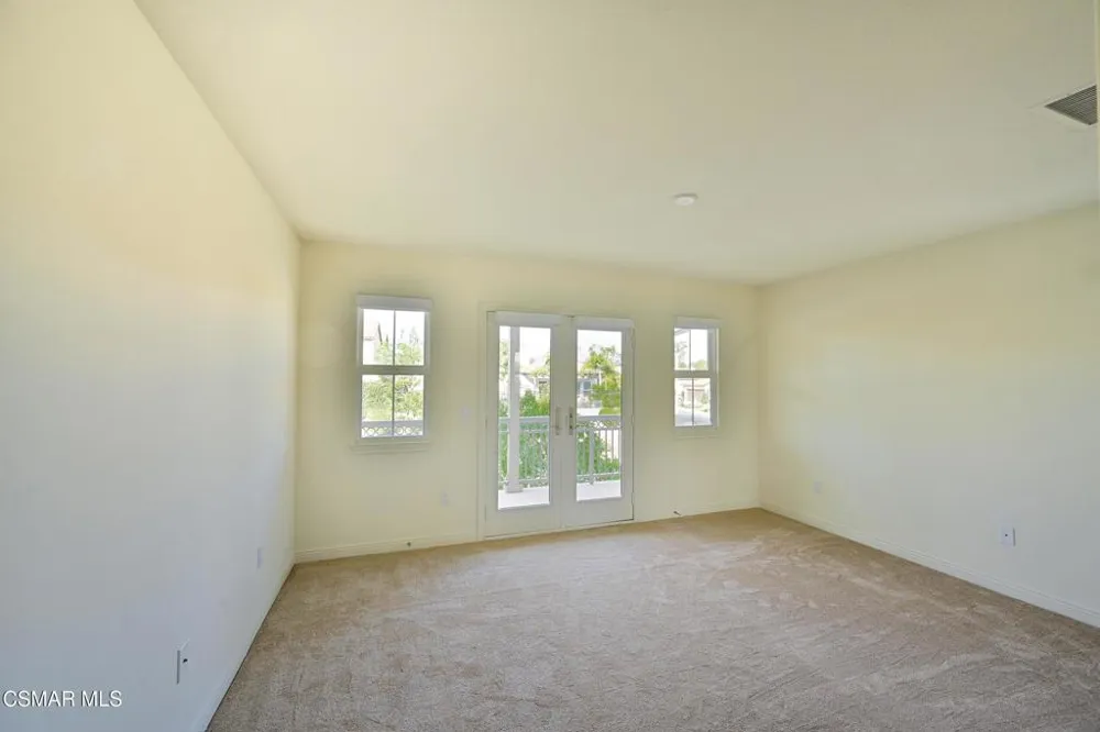 1514 Warm Springs Avenue Thousand Oaks, CA 91320