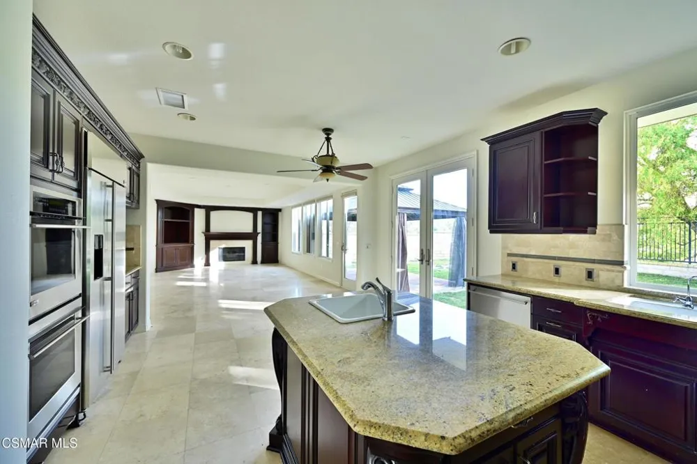1514 Warm Springs Avenue Thousand Oaks, CA 91320