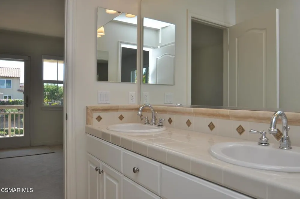 1514 Warm Springs Avenue Thousand Oaks, CA 91320