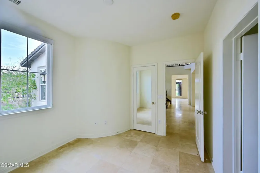 1514 Warm Springs Avenue Thousand Oaks, CA 91320