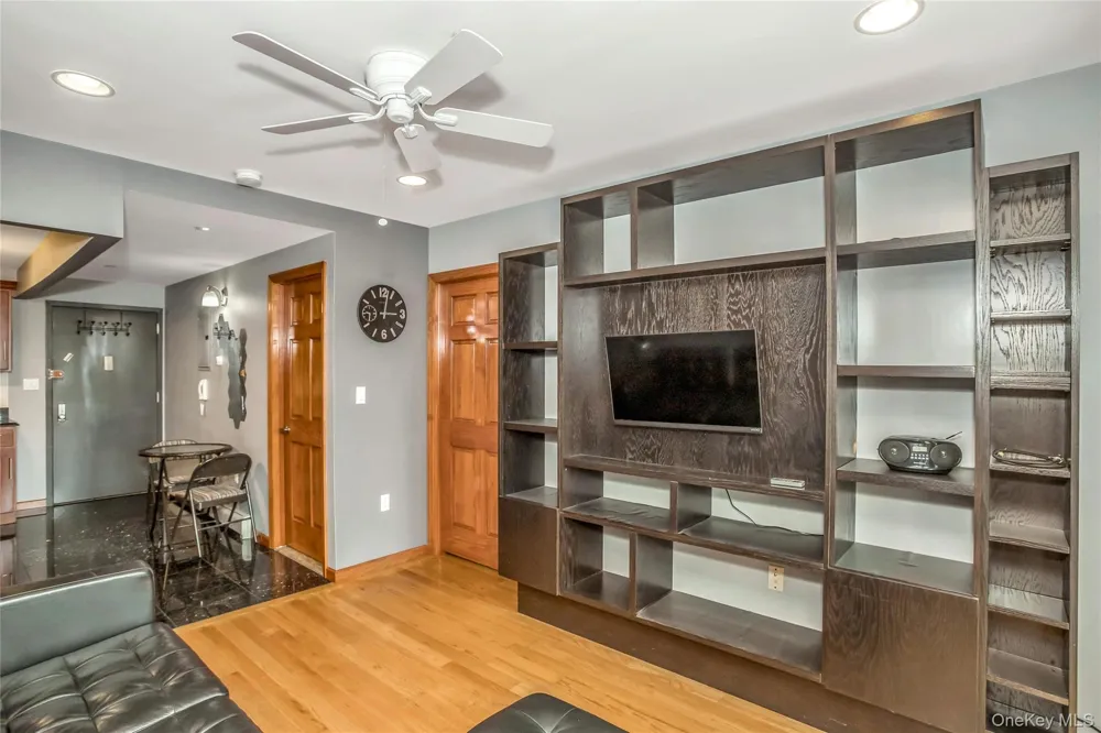 40-40 68th Street #4D Woodside, NY 11377
