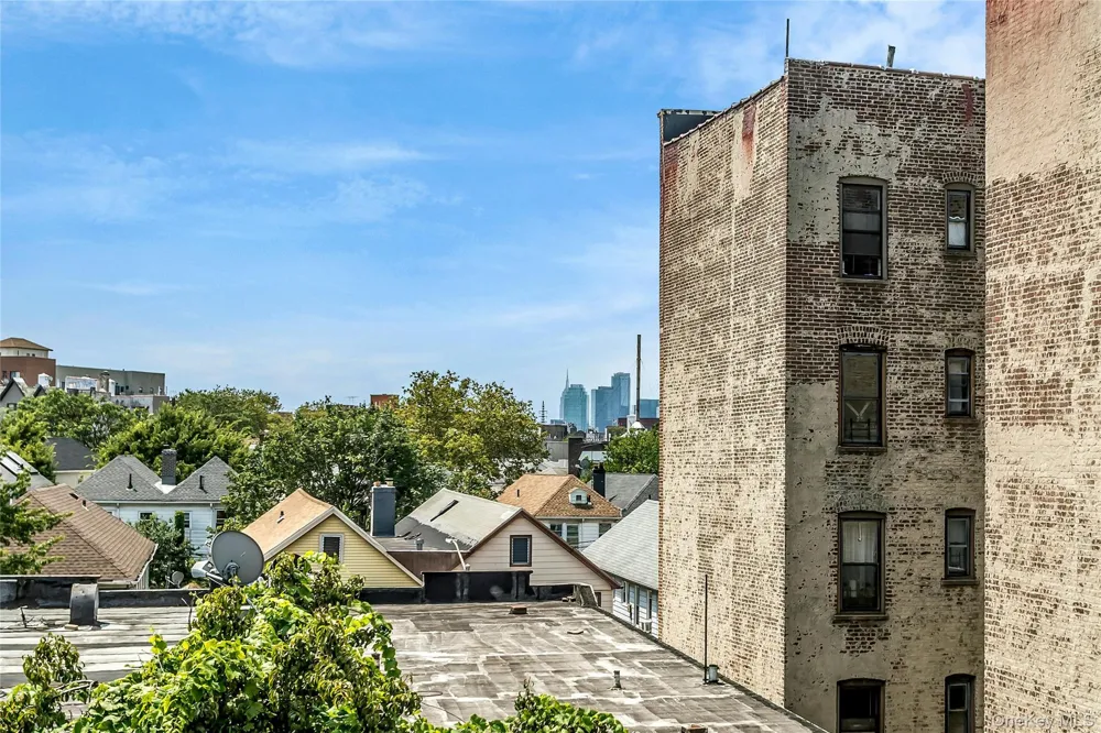 40-40 68th Street #4D Woodside, NY 11377