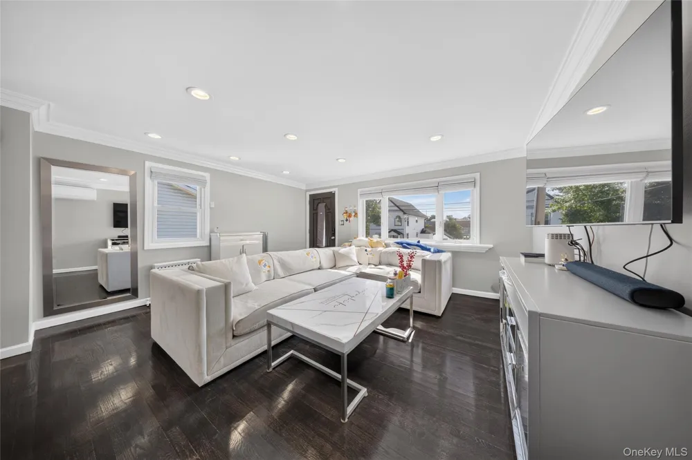 41 Catherine Avenue Franklin Square, NY 11010