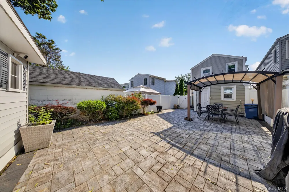 41 Catherine Avenue Franklin Square, NY 11010