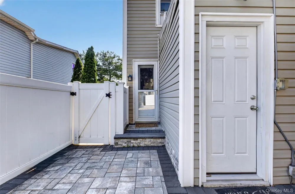 41 Catherine Avenue Franklin Square, NY 11010