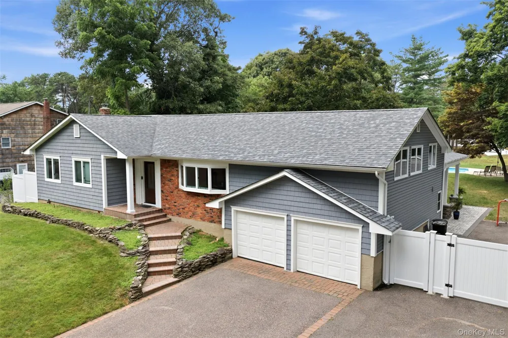 18 Millet Street Dix Hills, NY 11746