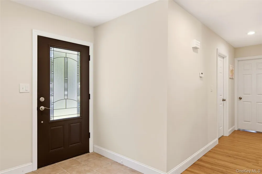 18 Millet Street Dix Hills, NY 11746