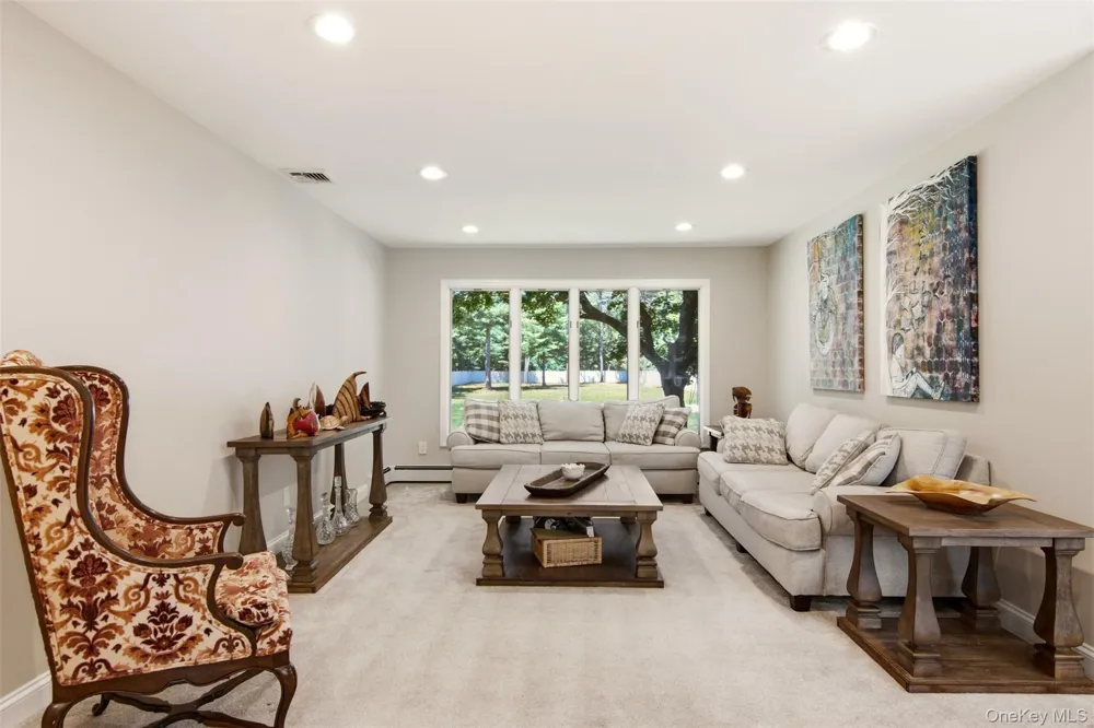 18 Millet Street Dix Hills, NY 11746