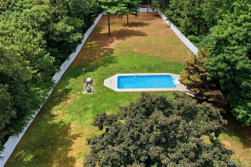 18 Millet Street Dix Hills, NY 11746
