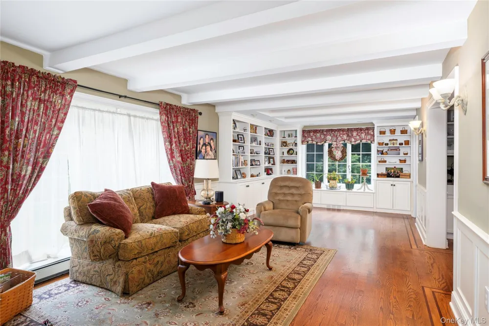 60 Traver Road Pleasant Valley, NY 12569