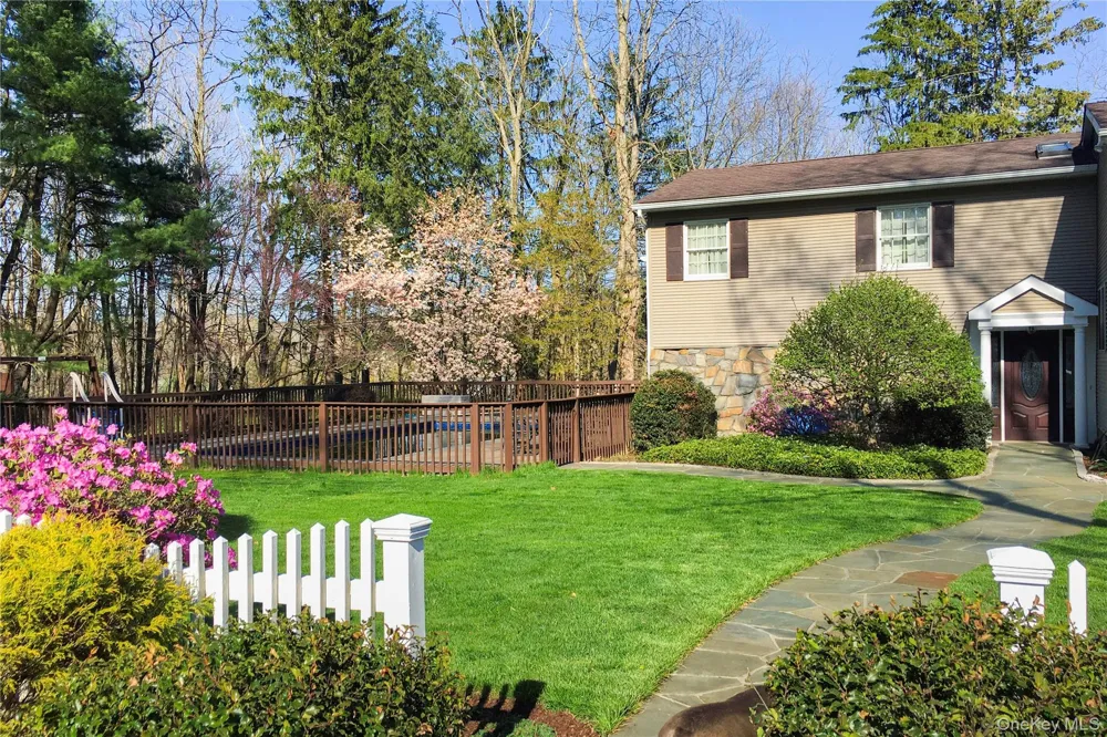 60 Traver Road Pleasant Valley, NY 12569