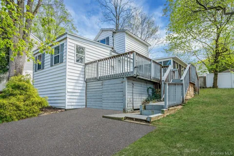 93 Maple Road