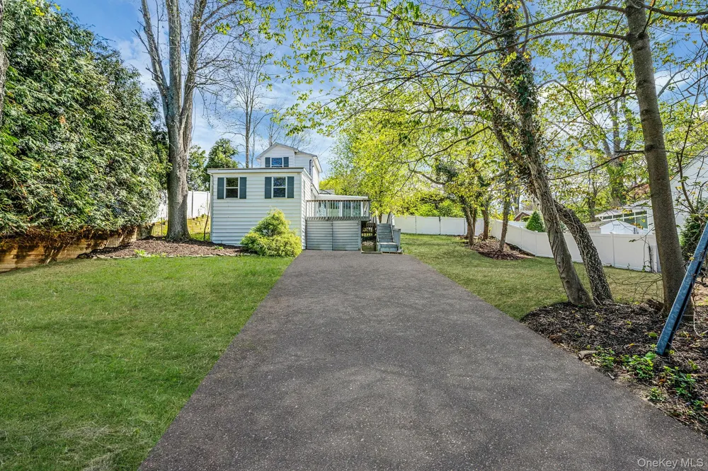 93 Maple Road Kings Park, NY 11754