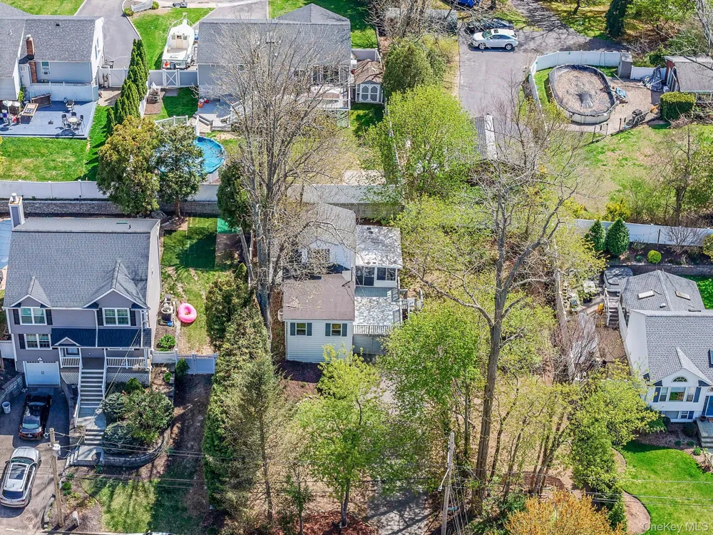 93 Maple Road Kings Park, NY 11754