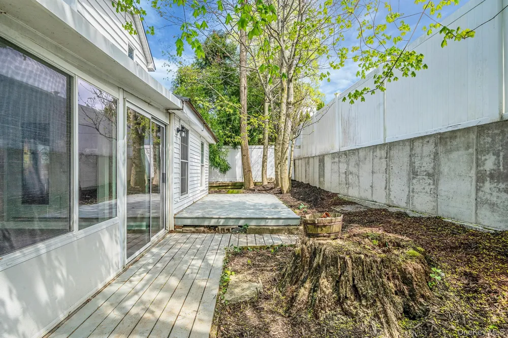 93 Maple Road Kings Park, NY 11754