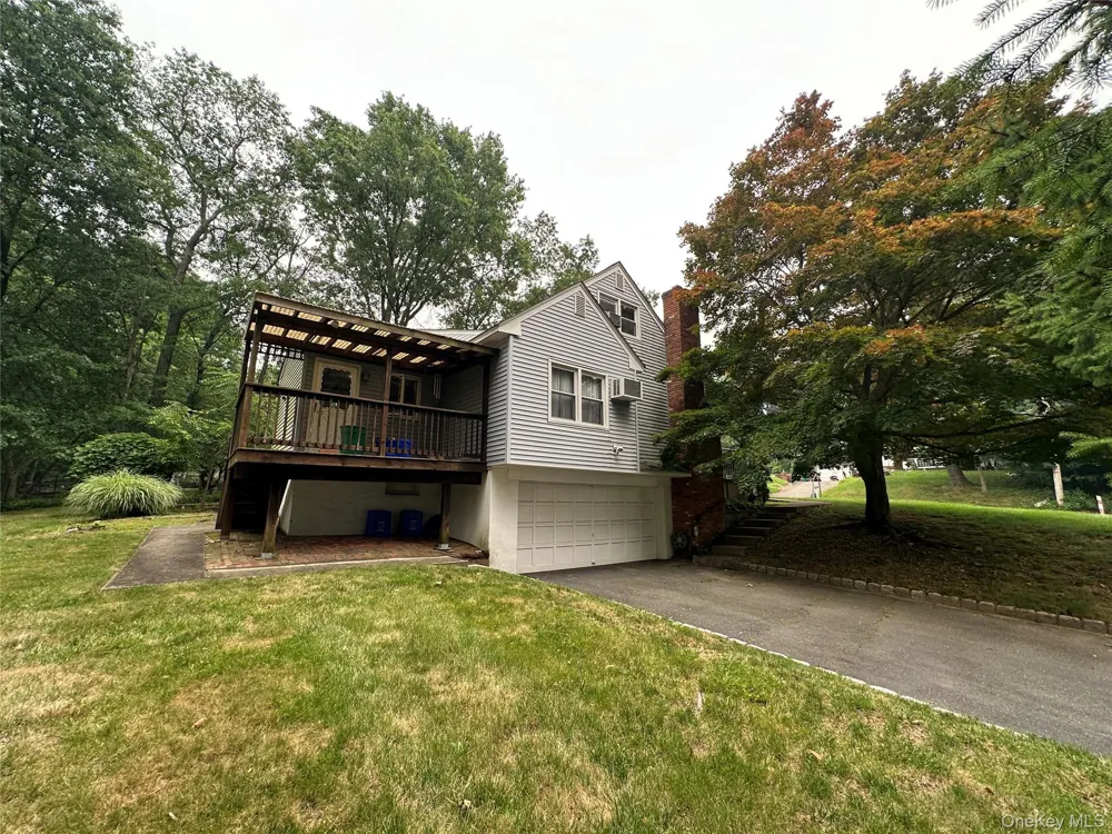 21 Harmony Road Spring Valley, NY 10977