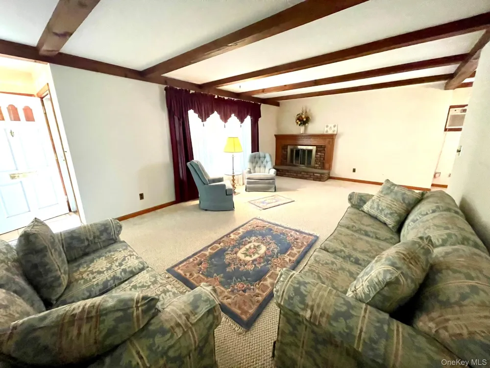 21 Harmony Road Spring Valley, NY 10977