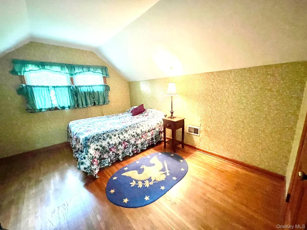21 Harmony Road Spring Valley, NY 10977