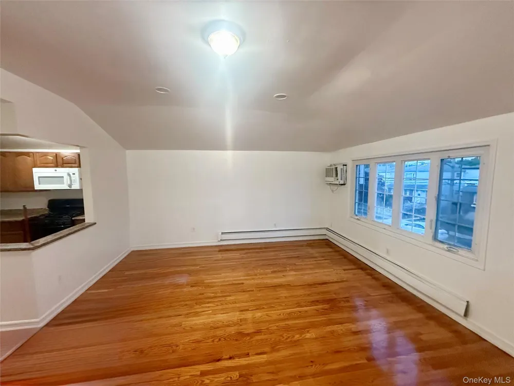 11535 158th Street Jamaica, NY 11434
