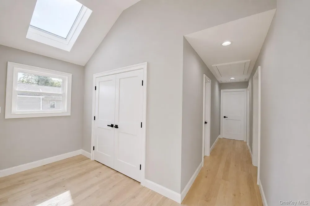 1316 R STREET Elmont, NY 11003