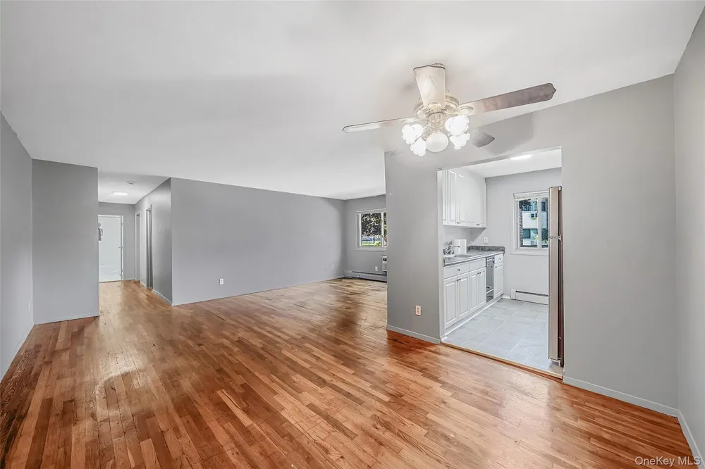 2397 union blvd #8a Islip, NY 11751