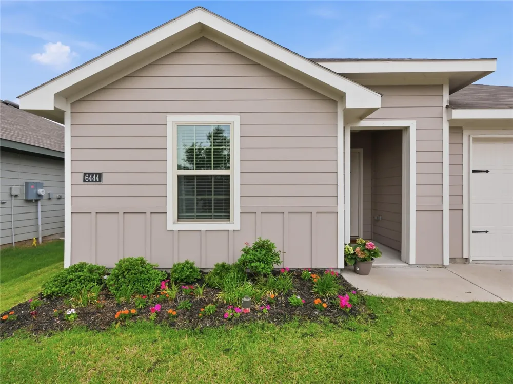 6444 Water Rapids Drive Princeton, TX 75407