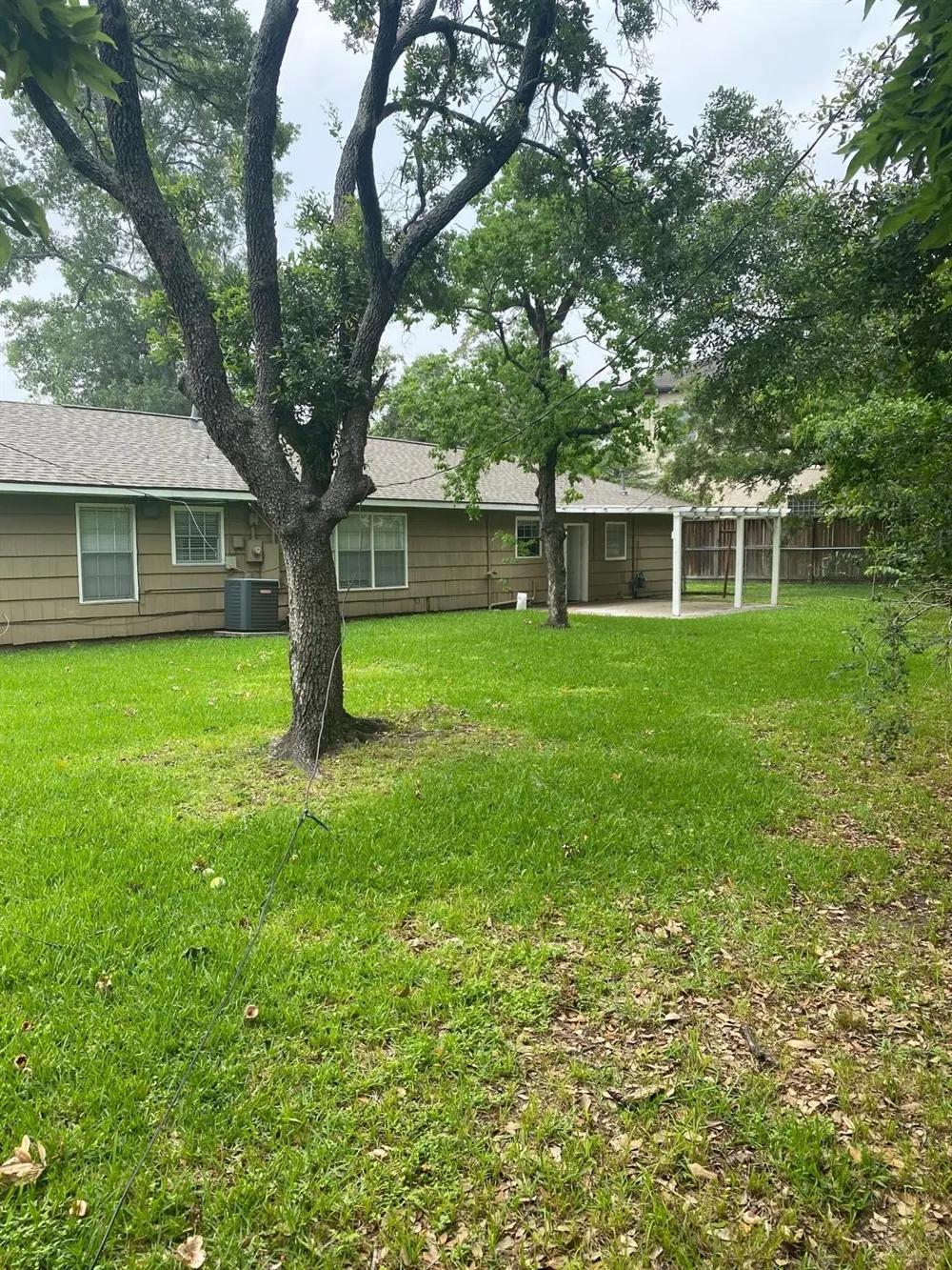 512 Wilmington Drive Bellaire, TX 77401