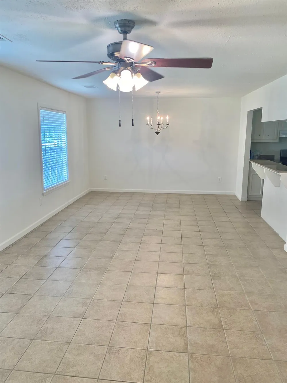 512 Wilmington Drive Bellaire, TX 77401