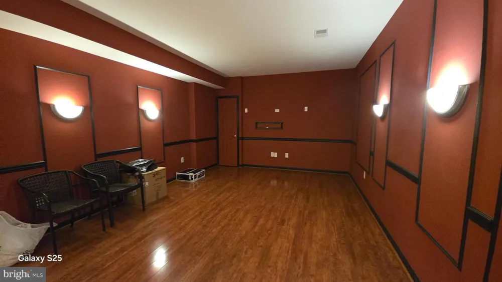 855 QUEENS PARK DRIVE Owings Mills, MD 21117