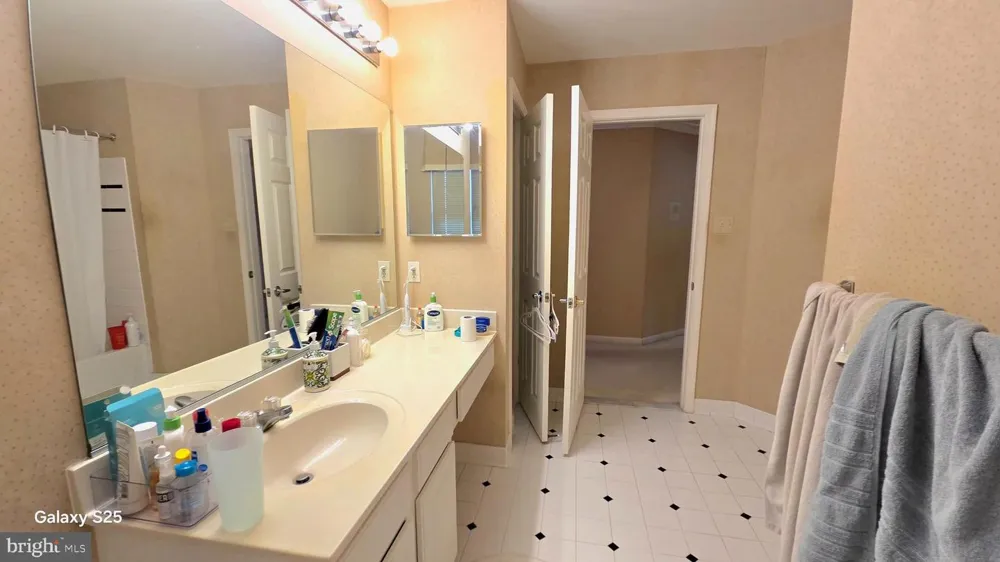 855 QUEENS PARK DRIVE Owings Mills, MD 21117