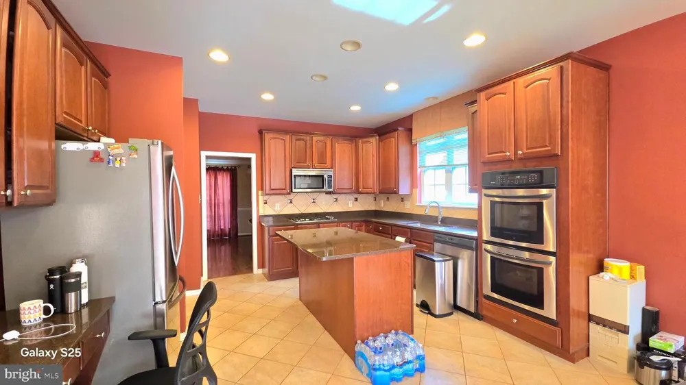 855 QUEENS PARK DRIVE Owings Mills, MD 21117