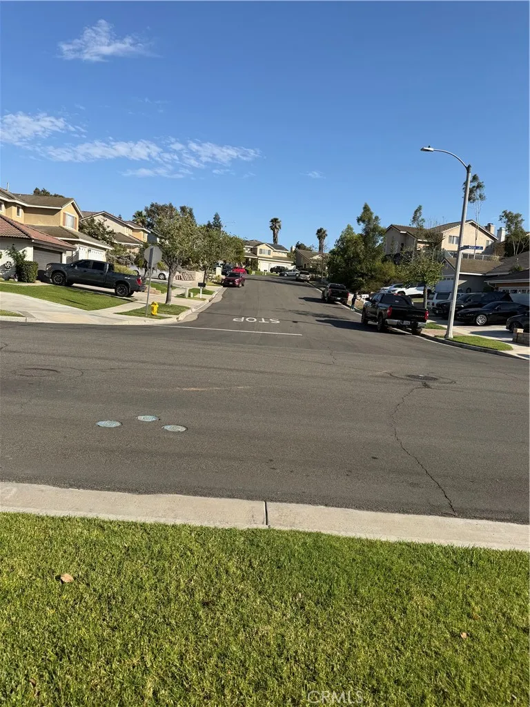 1353 Hermosa Corona, CA 92879