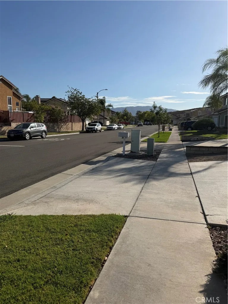 1353 Hermosa Corona, CA 92879