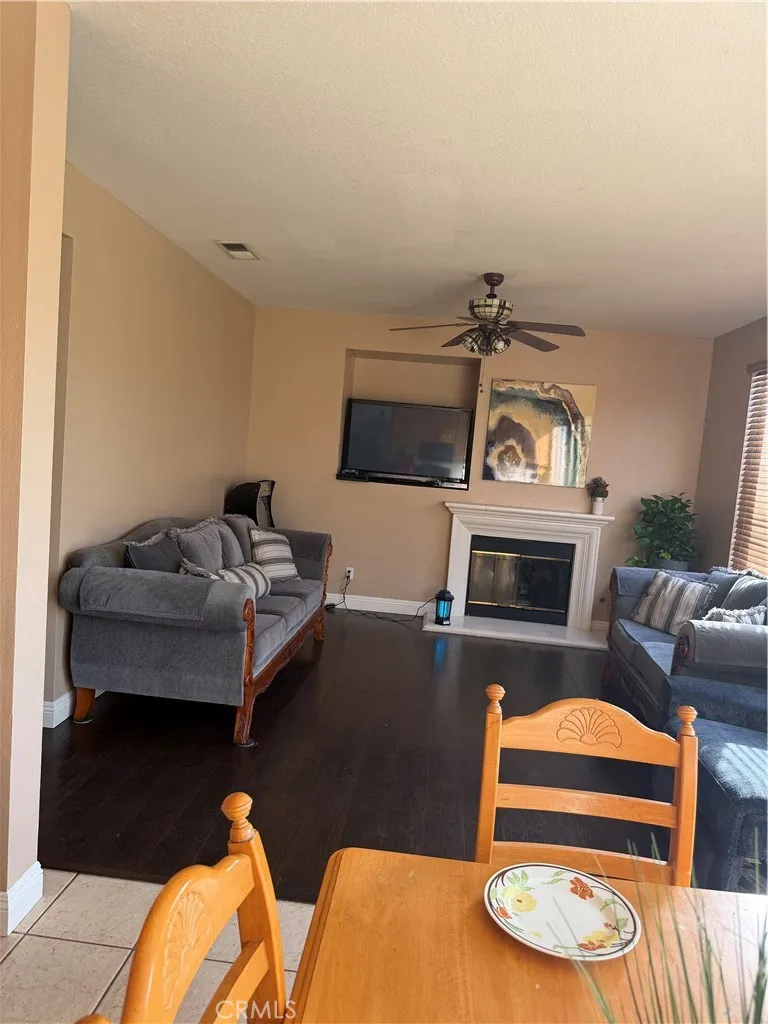1353 Hermosa Corona, CA 92879