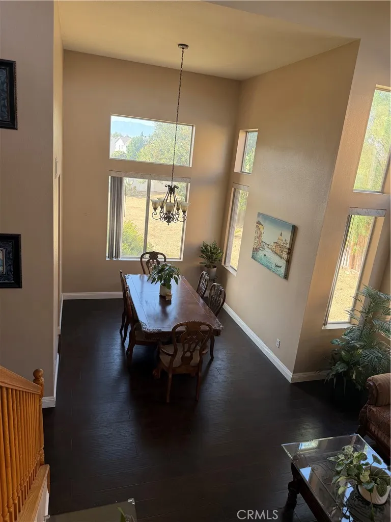 1353 Hermosa Corona, CA 92879