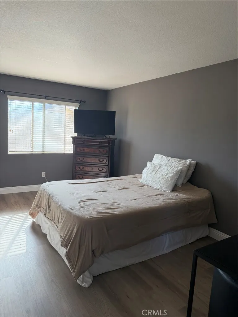 1353 Hermosa Corona, CA 92879