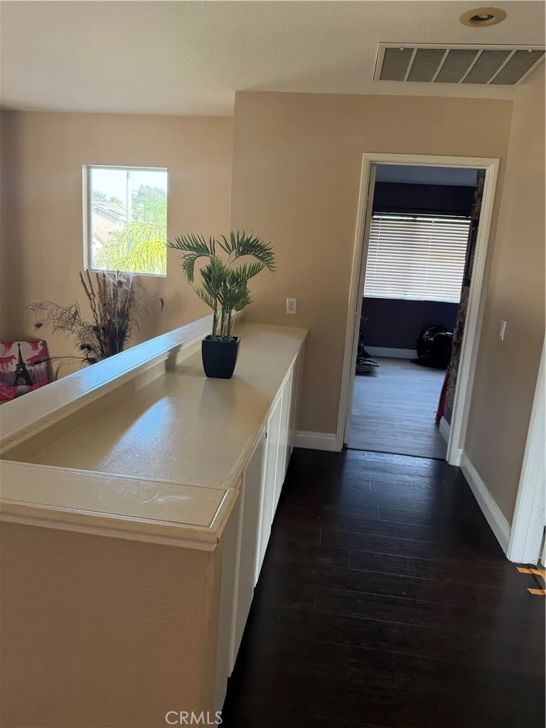 1353 Hermosa Corona, CA 92879