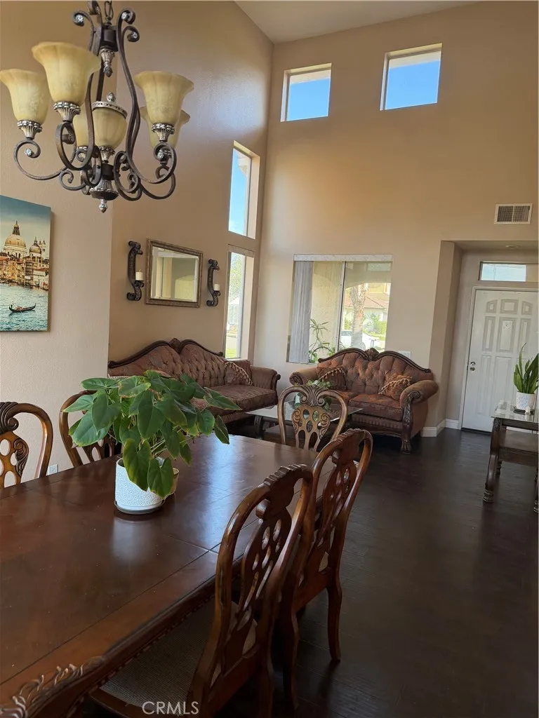 1353 Hermosa Corona, CA 92879