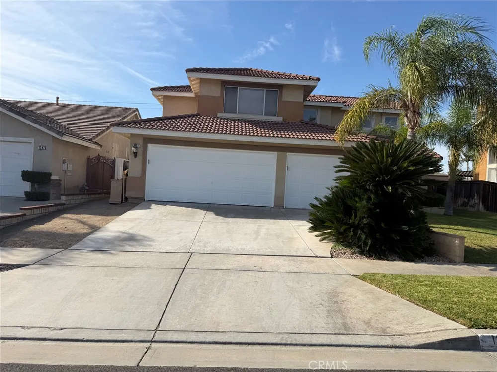 1353 Hermosa Corona, CA 92879