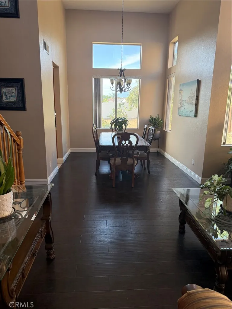 1353 Hermosa Corona, CA 92879
