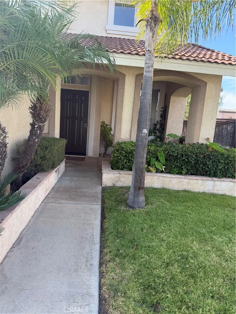 1353 Hermosa Corona, CA 92879